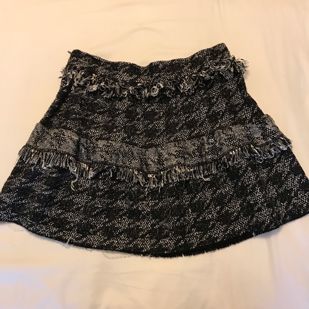 Zara tweed grey and black skirt!